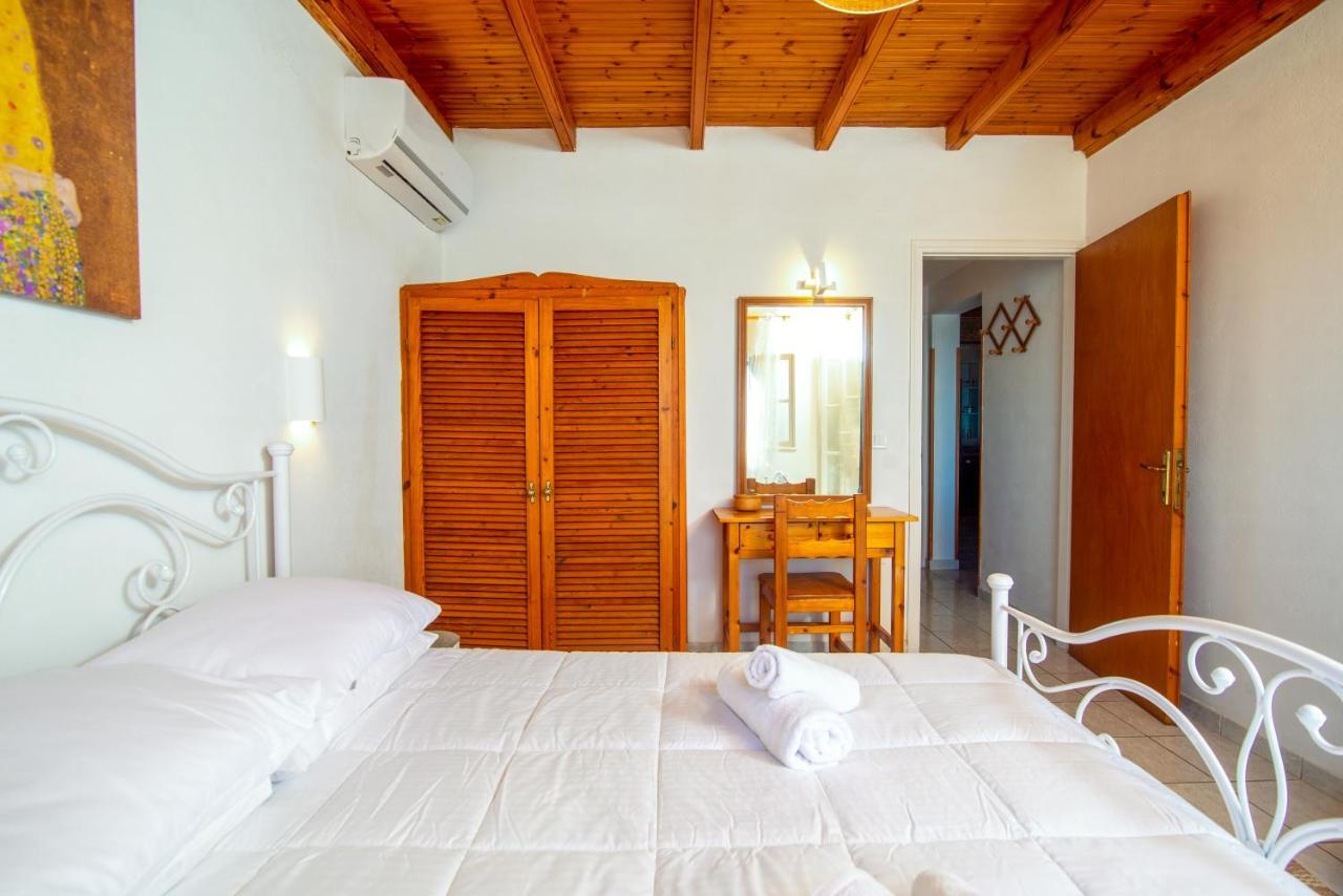 Aphrodite'S Maisonette On Corfu Island Барбати Екстериор снимка