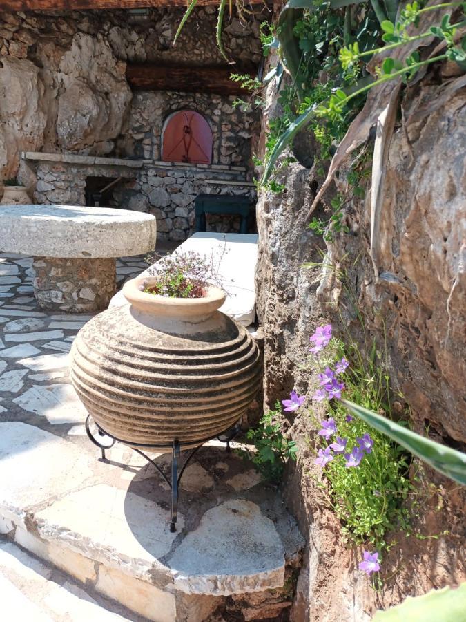 Aphrodite'S Maisonette On Corfu Island Барбати Екстериор снимка